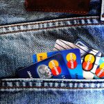 女卡片套：為何她們總是離不開這小東西？